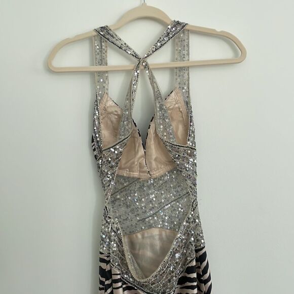 Jovani Open Back Evening Dress Gown Animal Print Sequin Detail - Picture 4 of 7